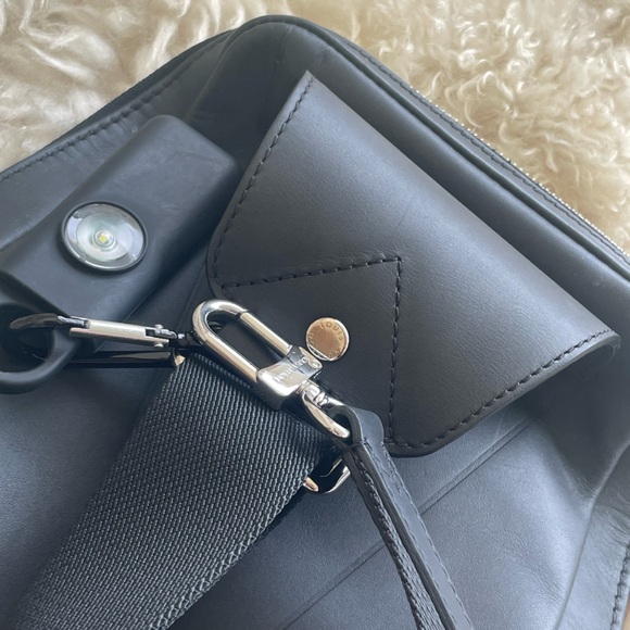 🖤 Louis Vuitton  Damier Infini Avenue Sling Bag in Onyx and Silver - Picture 14 of 17